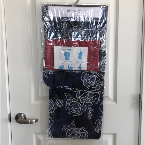 Uniqlo Japan “Summer Kimono” Yukata in original packaging - Picture 6 of 14